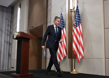 Συρία: Ο ΥΠΕΞ των ΗΠΑ επιβεβαιώνει ότι βρίσκεται σε «άμεση επαφή» με τους ισλαμιστές αντάρτες