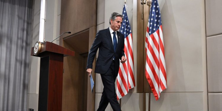 Συρία: Ο ΥΠΕΞ των ΗΠΑ επιβεβαιώνει ότι βρίσκεται σε «άμεση επαφή» με τους ισλαμιστές αντάρτες