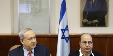 Ισραήλ: Ο πρώην υπουργός Άμυνας Μοσέ Γιαλόν λέει πως η χώρα του διαπράττει εθνοκάθαρση στη Γάζα