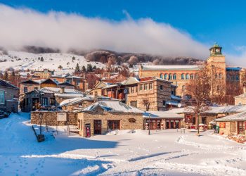 Καιρός: Επιδείνωση των συνθηκών με κρύο, βροχές και χιόνια – Πότε θα εκδηλωθούν καταιγίδες στην Αττική