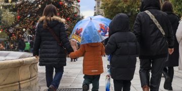 Καιρός: Συνεχίζονται οι «γιορτινές» βροχές – Πού θα εκδηλωθούν χιονοπτώσεις