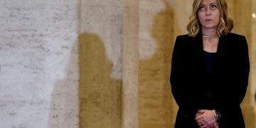 Πώς η Μελόνι θα μπορούσε να γεφυρώσει το χάσμα μεταξύ Τραμπ και Ευρώπης