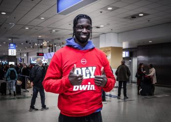 Ολυμπιακός: Στην Ελλάδα ο Μενσά 