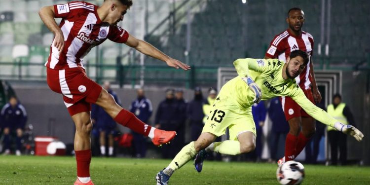Athens Kallithea – Ολυμπιακός 1-1: Σοκ στο 92′ για τους «ερυθρόλευκους»