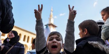 Συρία: «Κοινωνική δικαιοσύνη» για τους πιστούς όλων των θρησκειών, προτείνει ο Τζολάνι