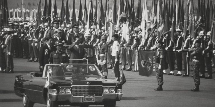 Νότια Κορέα: Η ιστορία 80 χρόνων κήρυξης στρατιωτικού νόμου