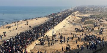 Γάζα: «Ιστορική μέρα» – Εκατοντάδες χιλιάδες Παλαιστίνιοι επιστρέφουν στον Βορρά – Αποσύρθηκαν οι Ισραηλινοί