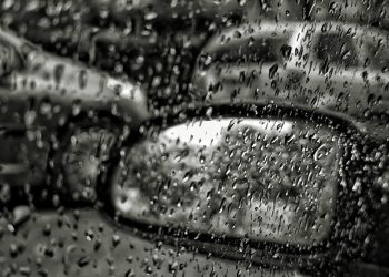 Καιρός: Κρύο και βροχές φέρνει η Δευτέρα – Πού θα σημειωθούν καταιγίδες