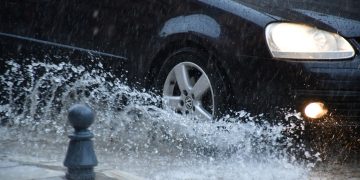 Καιρός: Τοπικές βροχές και καταιγίδες σε αρκετές περιοχές – Πού θα χιονίσει