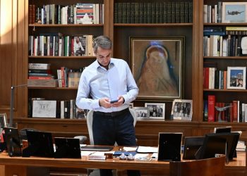 Επισφαλής η εσωκομματική «ειρήνη» στη ΝΔ – Τρία πεδία απειλούν το Μαξίμου με νέους τριγμούς