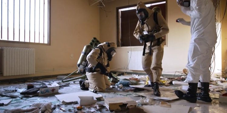 Άσαντ: Στο φως το μυστικό εργαστήριο χημικών του στη Συρία – Βίντεο μέσα από τις δαιδαλώδεις εγκαταστάσεις