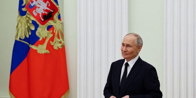 Τα αποθέματα σε ρευστό που υπάρχουν στο Εθνικό Ταμείο Πλούτου που διαθέτει η Ρωσία ίσως εξαντληθούν ως το φθινόπωρο