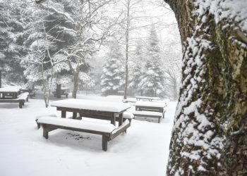 Κακοκαιρία: Στους -4 βαθμούς η θερμοκρασία – Χιόνια και σε χαμηλό υψόμετρο, προσοχή σε 3 περιοχές