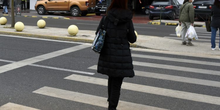 Καιρός: Συνεχίζονται οι χαμηλές θερμοκρασίες την Τετάρτη – Πού θα σημειωθούν βροχές