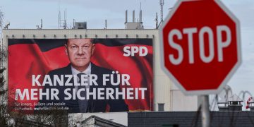 Μετρώντας πληγές, γυρνούν σελίδα – Οι Σοσιαλδημοκράτες στο δρόμο προς τον «μεγάλο συνασπισμό» στη Γερμανία