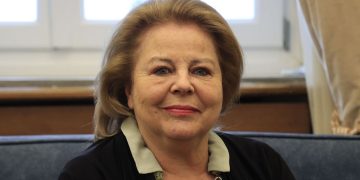 Κατσέλη για Γιαννίτση: Στη θέση του θα είχα παραιτηθεί της υποψηφιότητάς μου για ΠτΔ