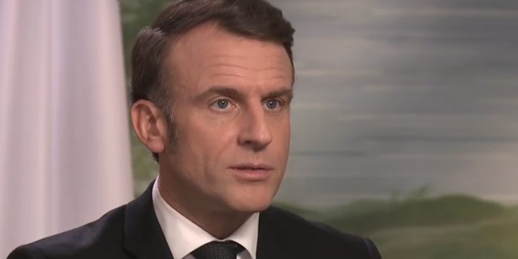 Ουκρανία: Εφικτή συμφωνία κατάπαυσης του πυρός εντός εβδομάδων, εκτιμά ο Μακρόν