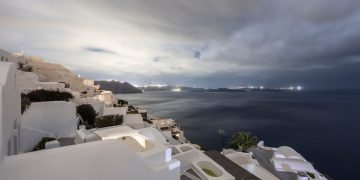 Σεισμοί: Θα κρατήσουν για εβδομάδες ή και μήνες – Τι λένε Παπαζάχος και Καραστάθης