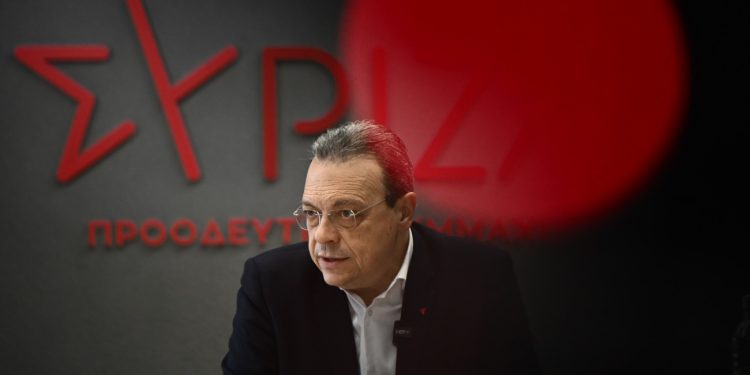 ΣΥΡΙΖΑ: Mαζί με το συλλαλητήριο και η μομφή στην κυβέρνηση – Tο παράδειγμα της γερμανικής Αριστεράς
