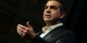 Τσίπρας για Μητσοτάκη: Στο Υπουργικό, αντί να επιλέξει τη συγγνώμη, επέλεξε τη συκοφαντία και την κινδυνολογία