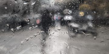 Καιρός: Σε εξέλιξη οι καταιγίδες – Πτώση της θερμοκρασίας τις επόμενες ημέρες