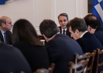 Ανασχηματισμός: 13 αμετακίνητοι υπουργοί στα… 21 υπουργεία, πέρα-δώθε υπουργών και αλλαγές υφυπουργών