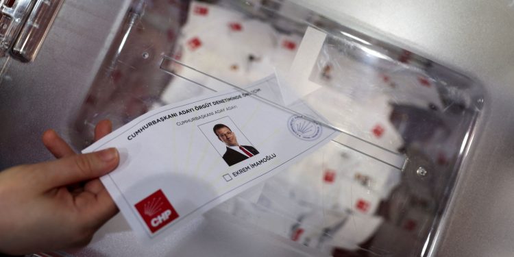 Τουρκία: Φόβοι για κοινωνική έκρηξη – Το μήνυμα συμβούλου του Ιμάμογλου στους «Έλληνες φίλους»