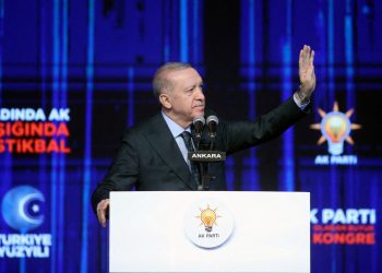 Ο Ερντογάν ενισχύει το αφήγημα της τουρκικής διπλωματίας και ανταλλάσσει ευχές με τον Μητσοτάκη