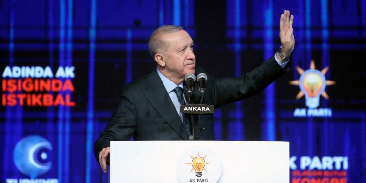 Ο Ερντογάν ενισχύει το αφήγημα της τουρκικής διπλωματίας και ανταλλάσσει ευχές με τον Μητσοτάκη