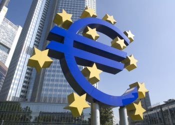Η ΕΚΤ μπροστά στο δίλημμα των επιτοκίων – Οι ανατροπές που φέρνει ο τυφώνας Τραμπ