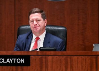 Τζέι Κλέιτον: Εκλεκτός του Τραμπ και σύντομα «σερίφης» της Wall Street