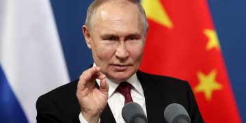 Πούτιν για ομιλία Μακρόν: Κάποιοι ξέχασαν τι έπαθε ο Ναπολέων