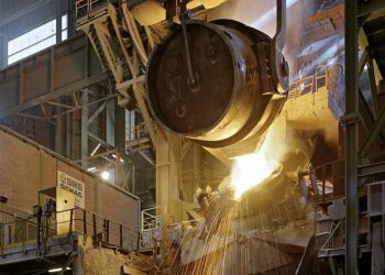 Δασμοί Τραμπ: Έκανε πίσω ο Τραμπ για το 50% στον χάλυβα του Καναδά