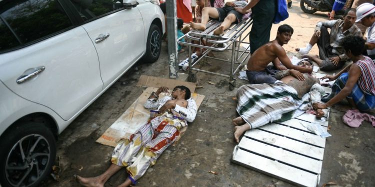 Μιανμάρ: Ξεπέρασαν τους 1.000 οι νεκροί από τα 7,7 Ρίχτερ