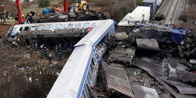 Επίκαιρη ερώτηση Αποστολάκη για Τέμπη: Δόθηκε προφορική έγκριση του ανακριτή για ενέργειες που οδήγησαν στο μπάζωμα;