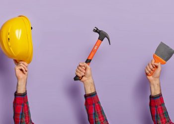 Ήρθε η ώρα για συλλογικές συμβάσεις εργασίας – Τι ζητάνε οι πολίτες της ΕΕ και τι ισχύει στην Ελλάδα