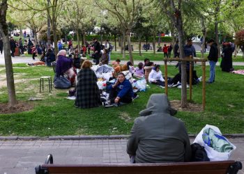 Τουρκία: Τρομακτική προειδοποίηση διάσημου καθηγητή Γεωλογίας – «Φύγετε από την Κωνσταντινούπολη»