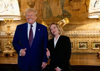 Μελόνι: Παιχνίδι ισορροπίας από την «εκλεκτή» του Τραμπ – Πάει Ουάσινγκτον να τον πείσει για τους δασμούς