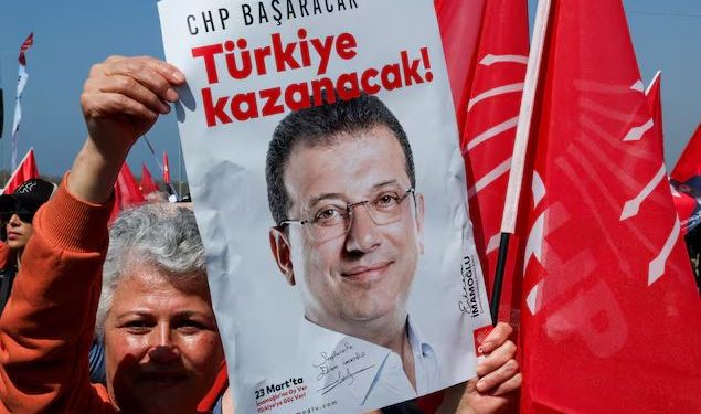 Τουρκία: Σε μποϋκοτάζ αγορών καλεί ο ηγέτης της αντιπολίτευσης – Έρευνα της εισαγγελίας