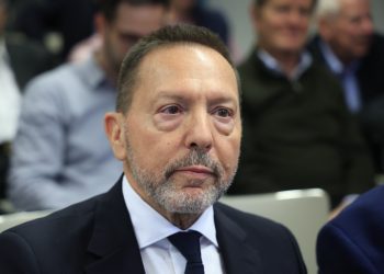 Στουρνάρας σε FT: Κίνδυνος για «σοκ ζήτησης» στην ΕΕ λόγω των δασμών Τραμπ