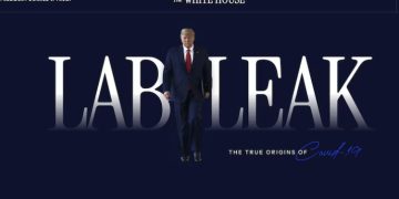 Αμφισβητούμενη θεωρία δεσπόζει πλέον στη σελίδα του Λευκού Οίκου για τις εξετάσεις και τα εμβόλια