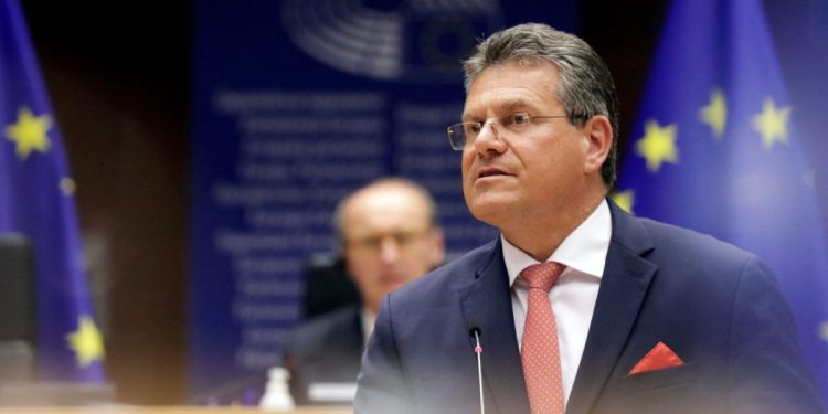 ΕΕ: «Ζητάμε σεβασμό» – Η απάντηση της Ένωσης στις απειλές Τραμπ για επιβολή δασμών 50%