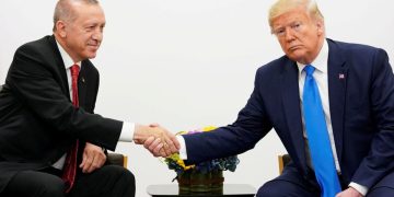 Πώς το ταξίδι του Τραμπ στη Μέση Ανατολή συμπίπτει με τη μεγάλη «επιστροφή» του Ερντογάν