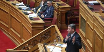 ΠΑΣΟΚ: Αυξάνει την πίεση στην κυβέρνηση – Ζητά σύγκλιση της Θεσμών και Διαφάνειας της Βουλής για τον ΟΠΕΚΕΠΕ