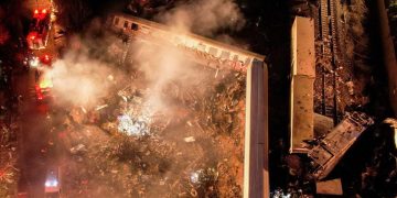 Τέμπη: Παιδιά ουρλιάζουν «το τρένο έπιασε φωτιά» ζητώντας βοήθεια – Νέα ντοκουμέντα από τη μοιραία νύχτα