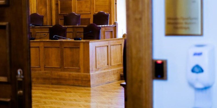 Βουλή: Η μάχη της δικογραφίας για τα Τέμπη – Τι θα κάνουν τα κόμματα