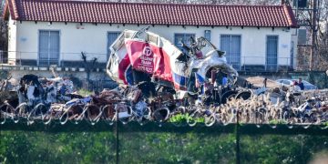 Τέμπη: Δεύτερη μήνυση κατά του εφέτη ανακριτή από συγγενείς θύματος