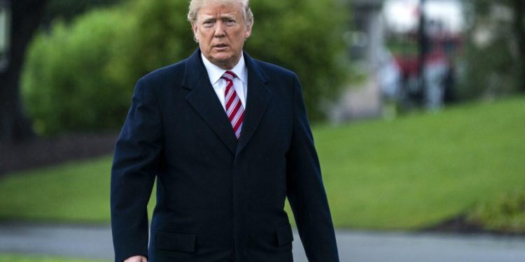 Τραμπ: Διαταγή στο FBI να δώσει προτεραιότητα στη μετανάστευση και όχι στα εγκλήματα του «λευκού κολλάρου»