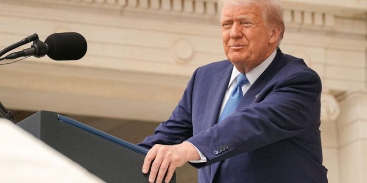 Πόσα χρήματα μπήκαν στα ταμεία των ΗΠΑ με τους νέους δασμούς Τραμπ