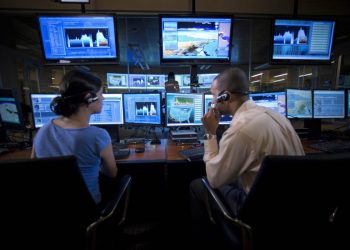 «Δαμάζοντας» τους αλγόριθμους: Μια τολμηρή πρόταση για τα δικαιώματα των εργαζομένων στην ψηφιακή εποχή